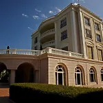 Ic Airport Hotell 4*