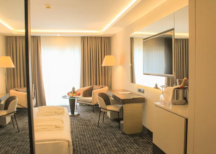 Ic Airport Hotel