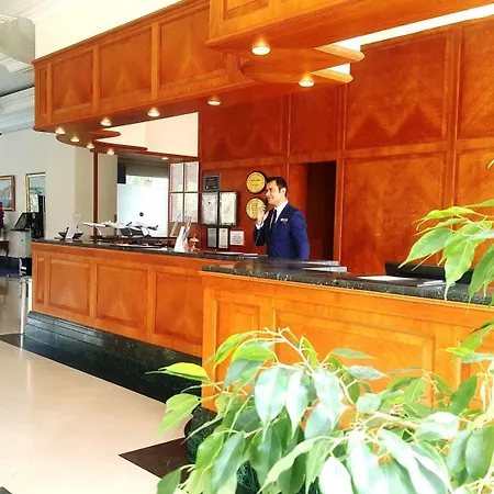 Hotell Ic Airport Antalya